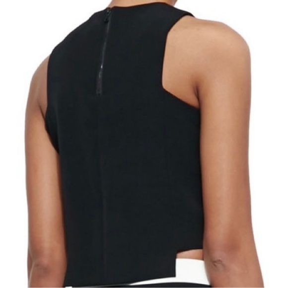 Milly Geometric Crop Tank - Picture 2 of 7